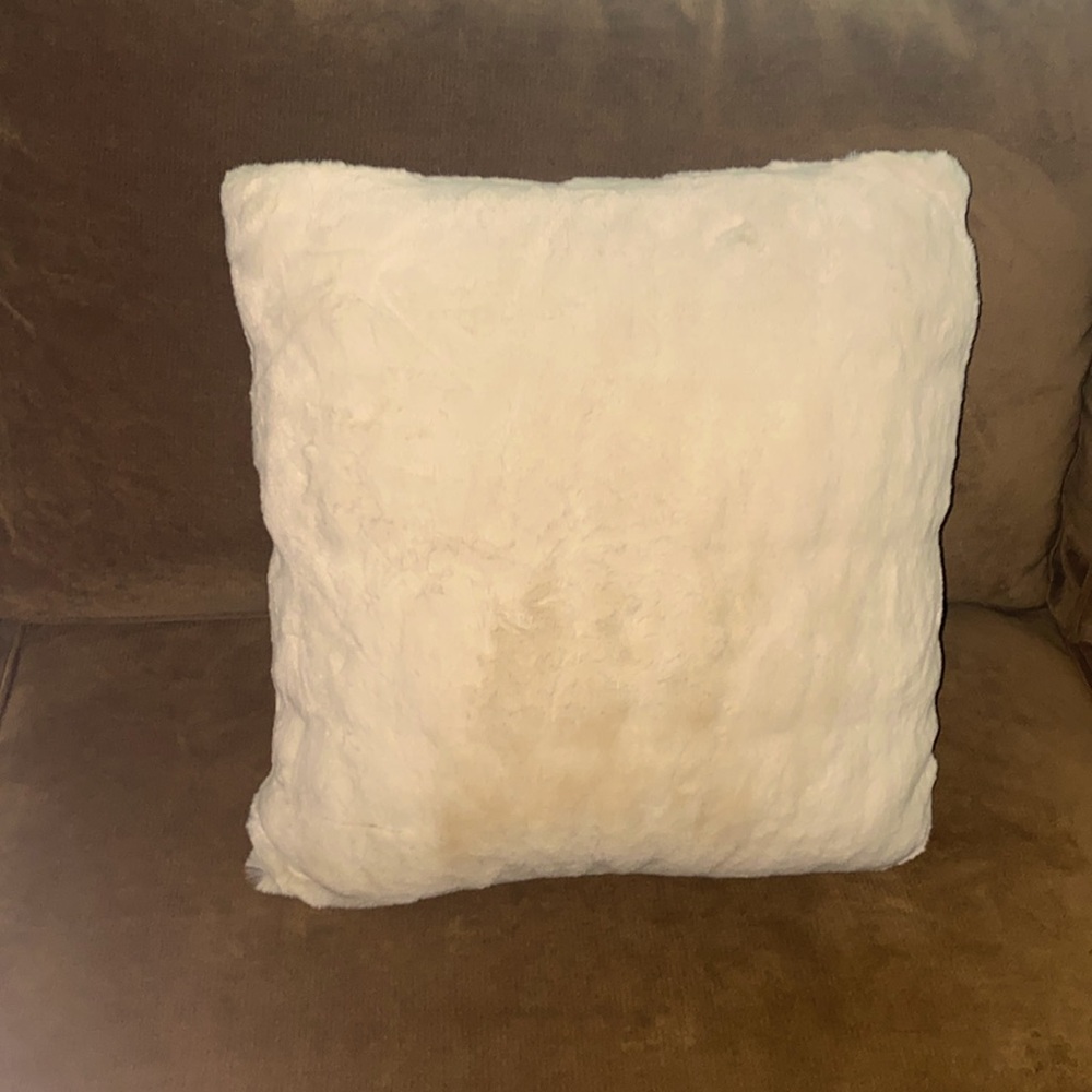 ARHAUS Luxe‎ Faux Fur Pleated Pillow in Ivory  19" Width x 19" Height